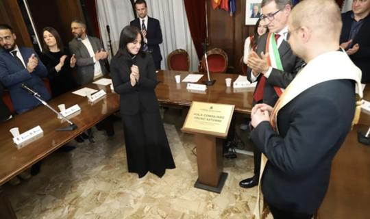 Fausto Giuliani Sindaco di COLONNA: la Sala Consiliare intitolata, all'unanimità, a Bruno Astorre