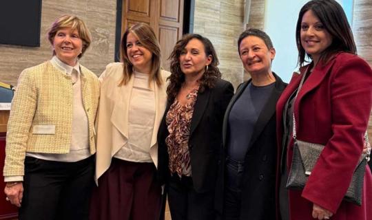 Politiche concrete a favore delle donne per garantire un futuro alle giovani generazioni